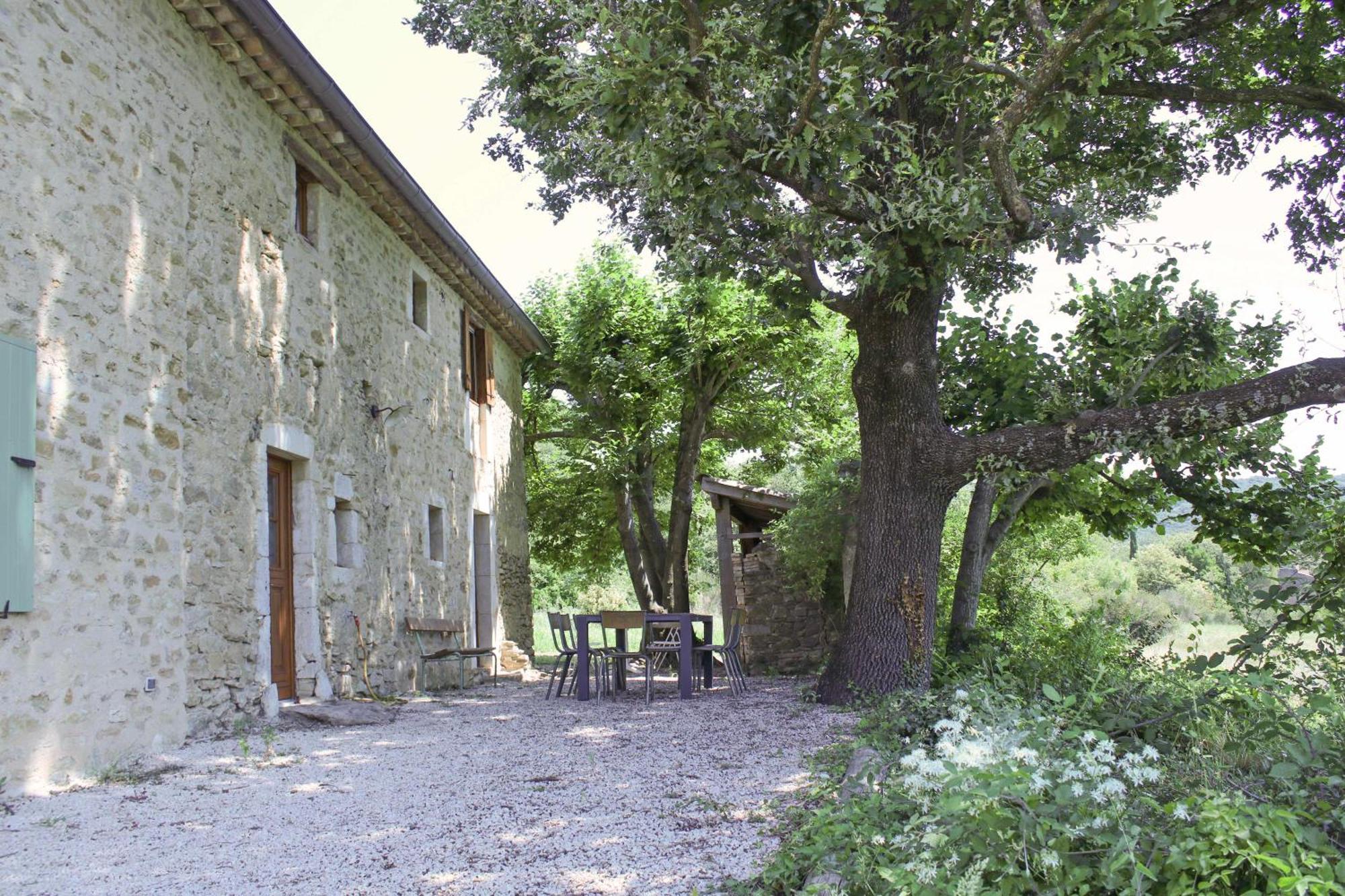Maison De Vacances, Calme Garanti Saint-Montan Екстериор снимка